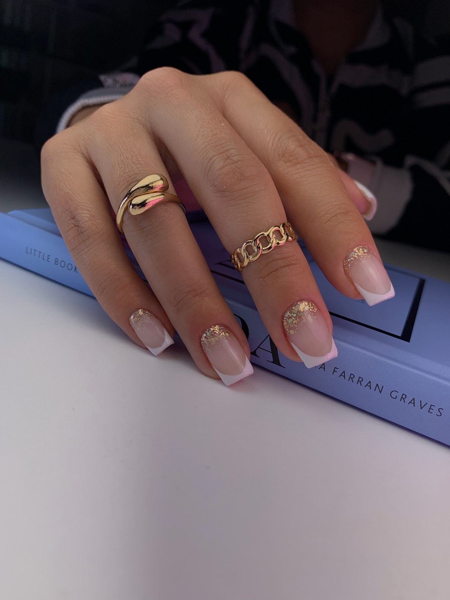 Yoli nails system photo 2