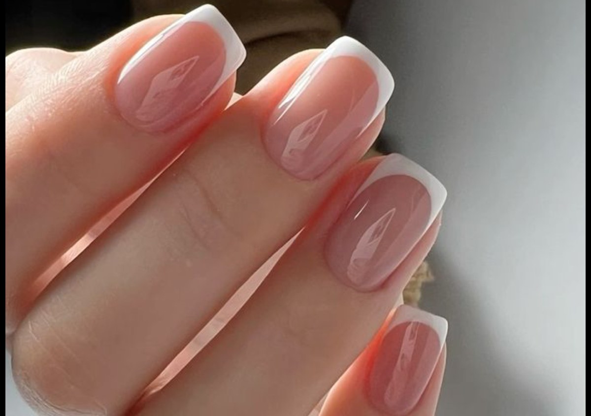 MANICURA RUBBER BASE + DISEÑO