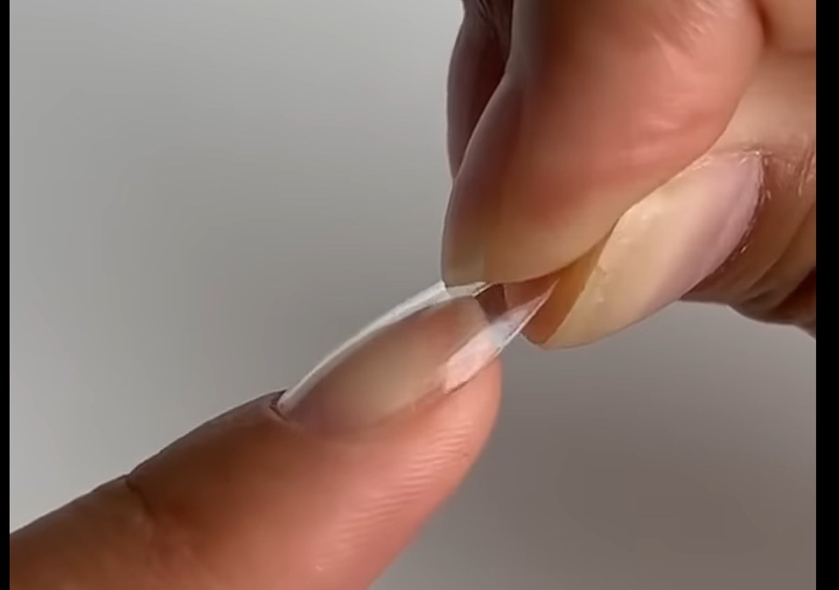 SOFT GEL EXTENSIONS